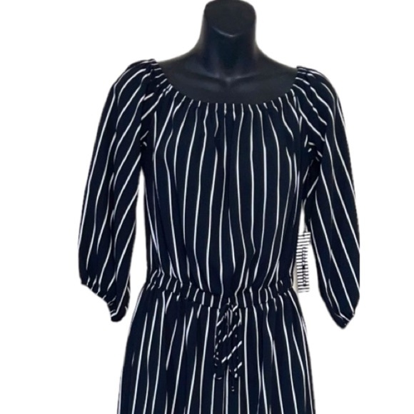 BNWT Haute Monde Off Shoulder Wide Leg Jumpsuit Sz M - Picture 2 of 6